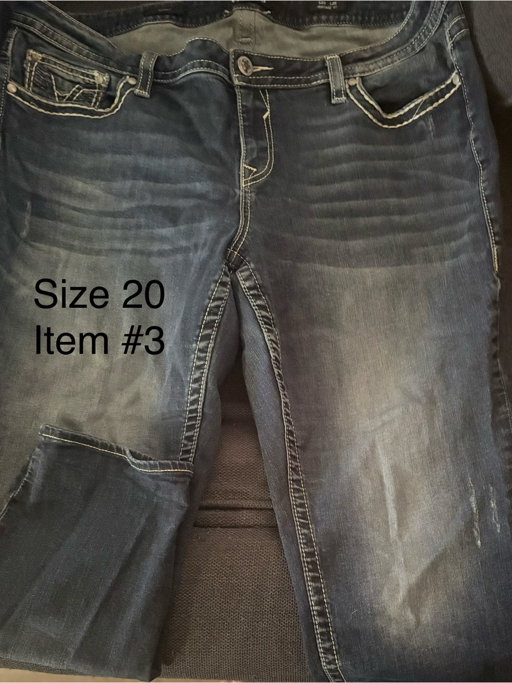 Vigoss Women’s Ankle Cropped Jeans in Dark Wash Blue